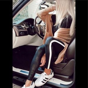 SPANX Faux leather leggings white stripe S